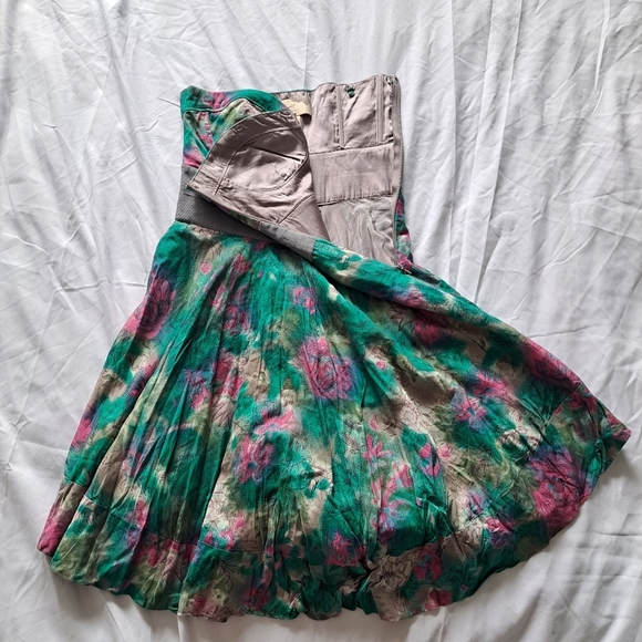Elizabeth & James | Green , pink & grey floral cute flowy strapless mini Dress - Picture 6 of 11
